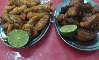 Pizzaria Capriolli food