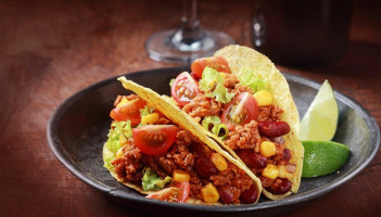 Adelitas Fast Food food