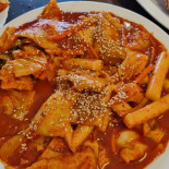 Maniko Fried Chicken food