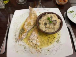 Cafe Del Pintor food