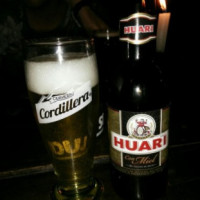 Oliver's English Tavern food