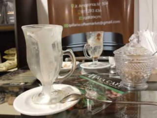 Qallarix Coffee & Market