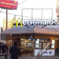 Mcdonald's Lo Ovalle